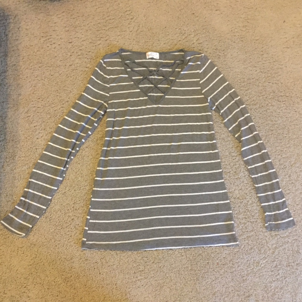 NWT Glitz Grey and White Striped Long Sleeve Top Cage Chest Size Medium